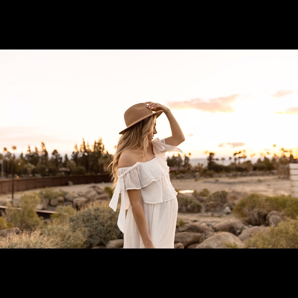 Meet your Posher, Dakota